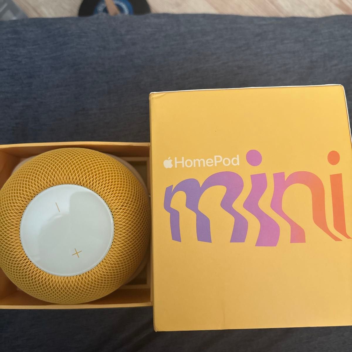ほぼ未使用 美品 HomePod mini 1台 Apple ホームポッド イエロー