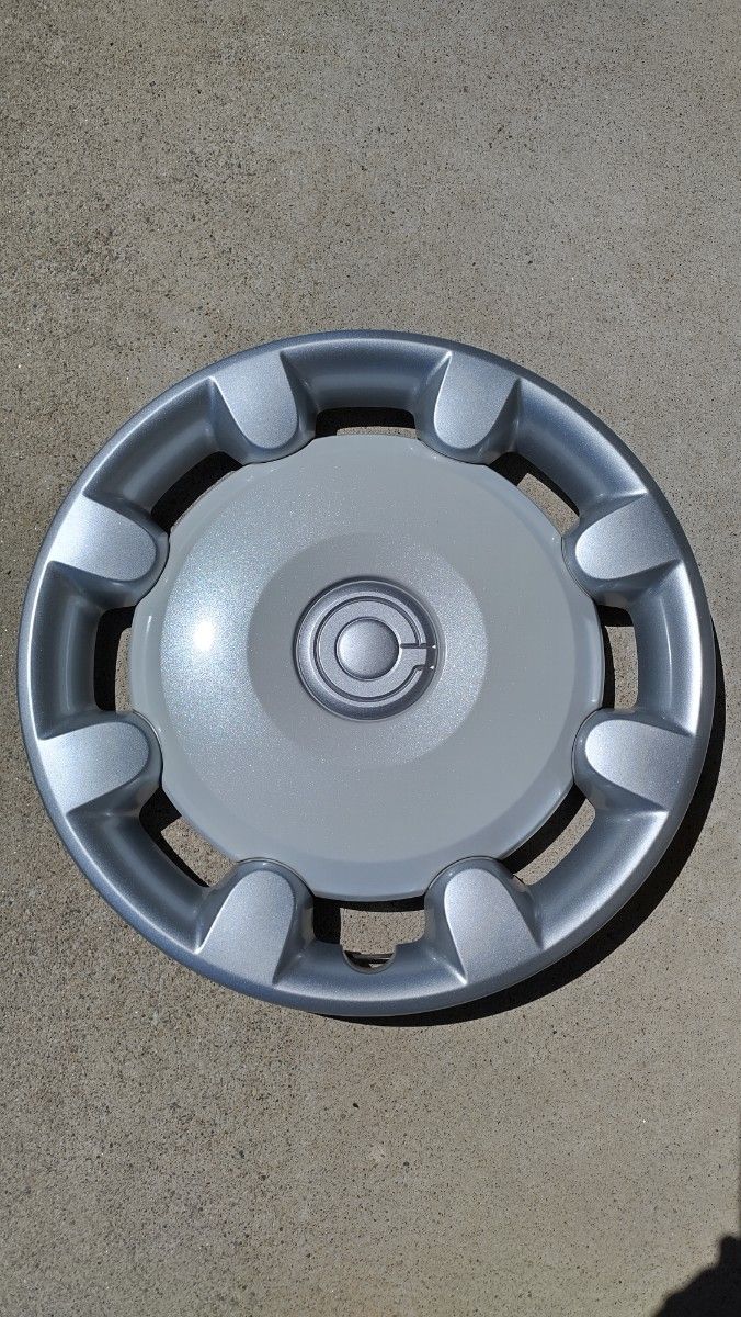 ダイハツ純正 ムーヴキャンバス ホイールキャップ 4個セット ホワイト