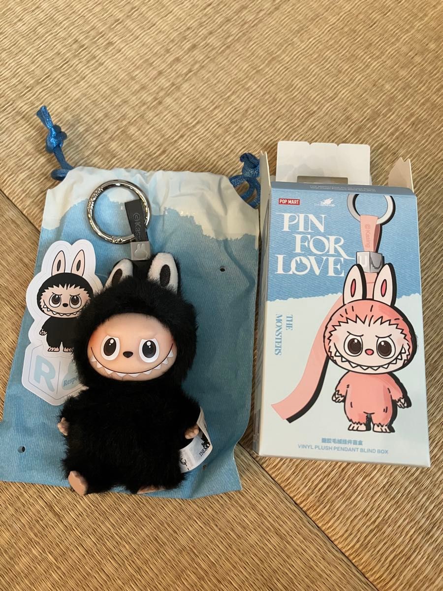 LABUBU PIN FOR LOVE ぬいぐるみペンダント ラブブ イニシャル