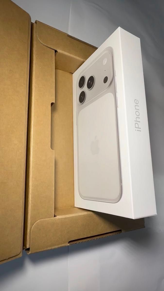 新品未開封 iPhone 17 Pro シルバー 256GB 残債無し Apple SIMフリー