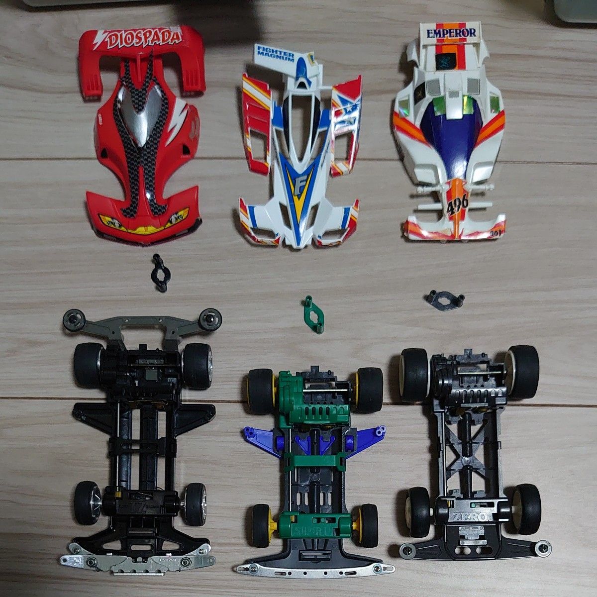 ミニ四駆 ボックス グレードアップパーツ ジャンク まとめ売り｜Yahoo