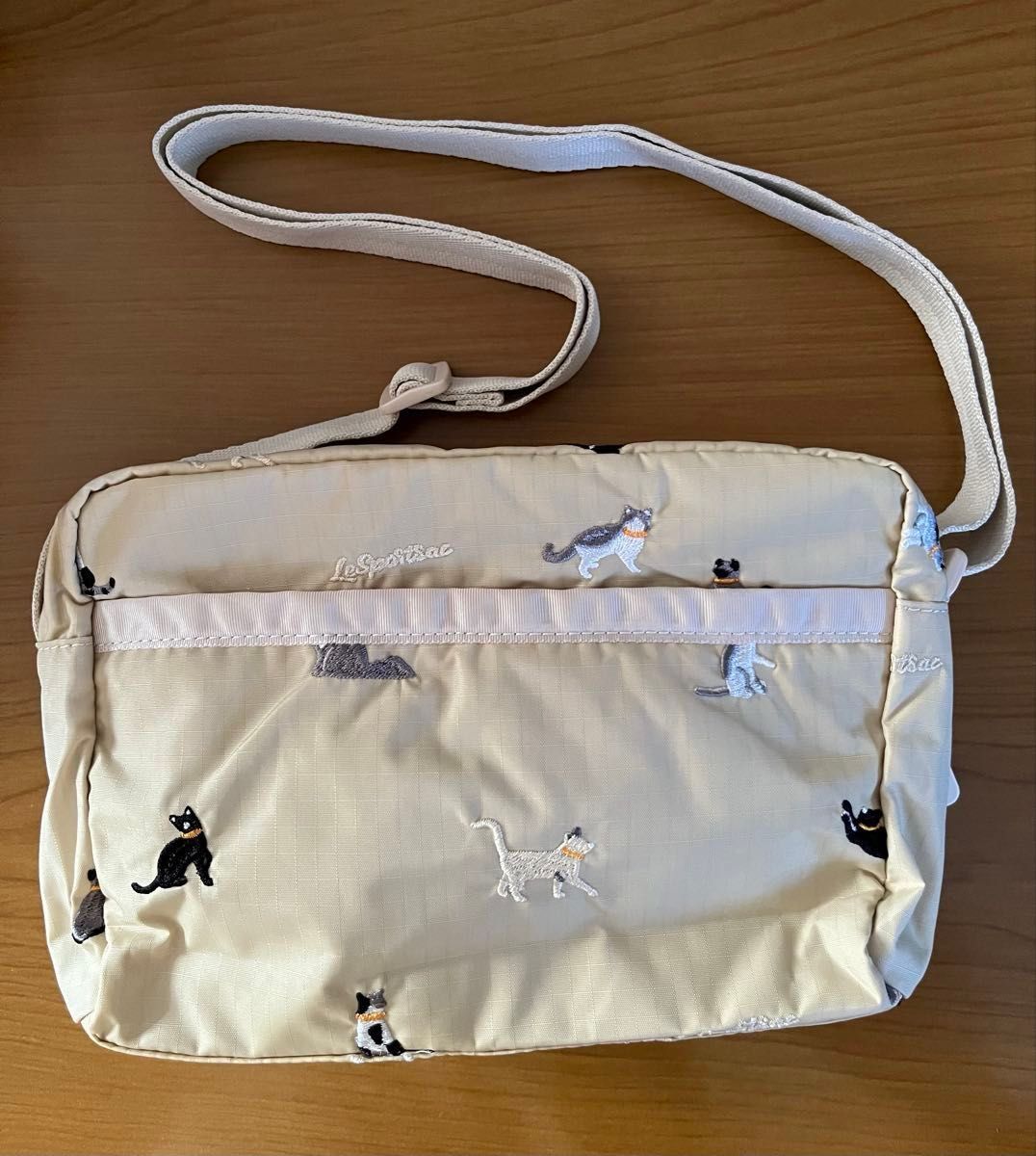 新品未使用』レスポートサック 刺繍猫柄 ミニショルダーバッグ タグ