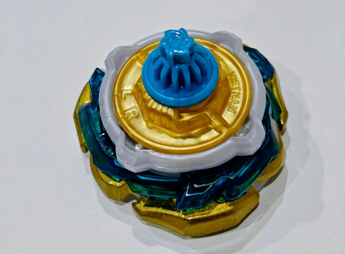 BEYBLADE X CX-00 ワルキューレボルトS4-70V メタルコート ゴールド
