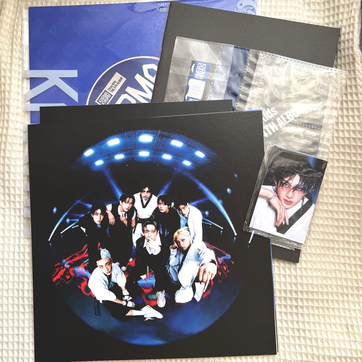 stray kids スキズ karma 限定盤 アルバム 開封済み プレオーダー特典