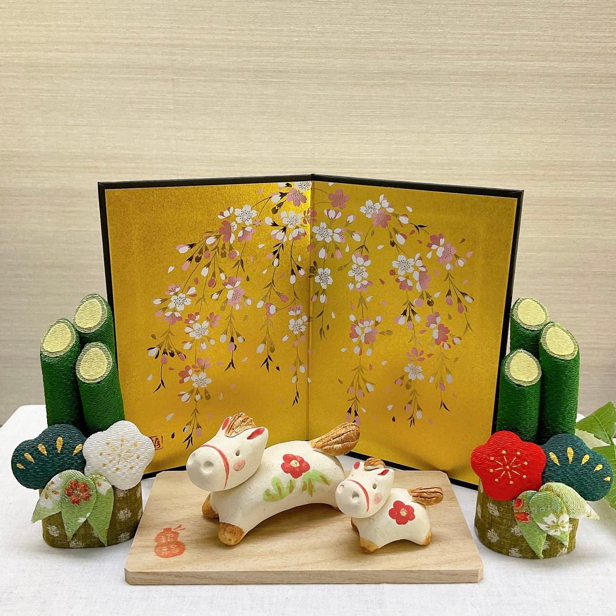 令和8年 干支飾り【ほのぼの午飾り 親子午】2026年 迎春 玄関飾り 陶器