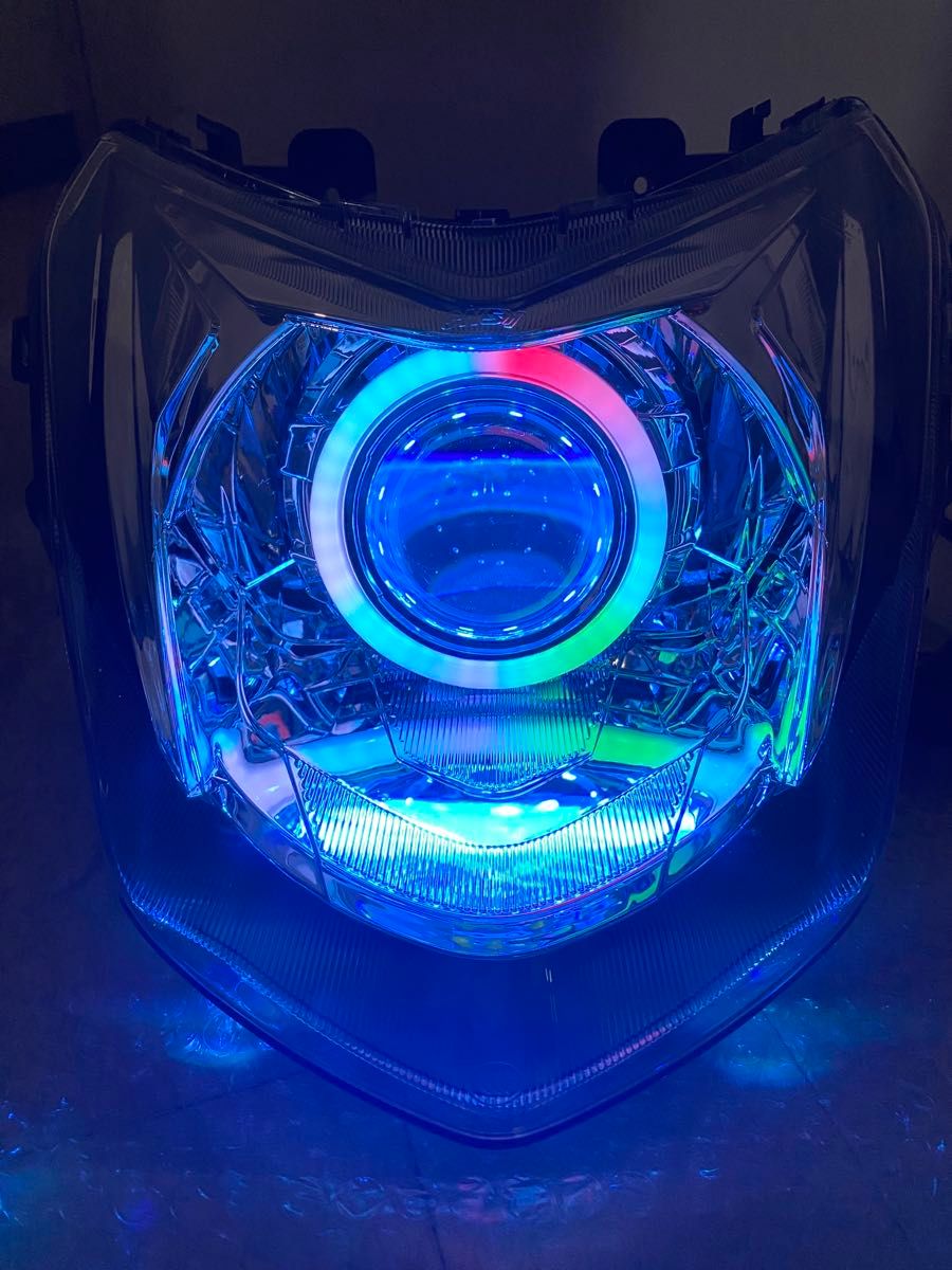 最新型 シグナスX 4型 デビルアイ プロジェクター ヘッドライト