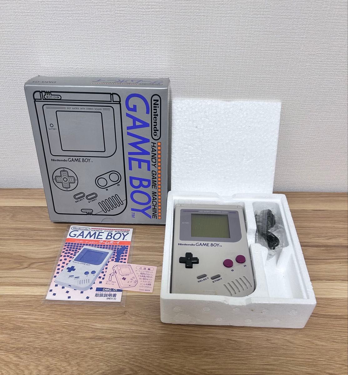 初代ゲームボーイ 箱付き イヤホン未開封 GAMEBOY 初期型 ゲームボーイ