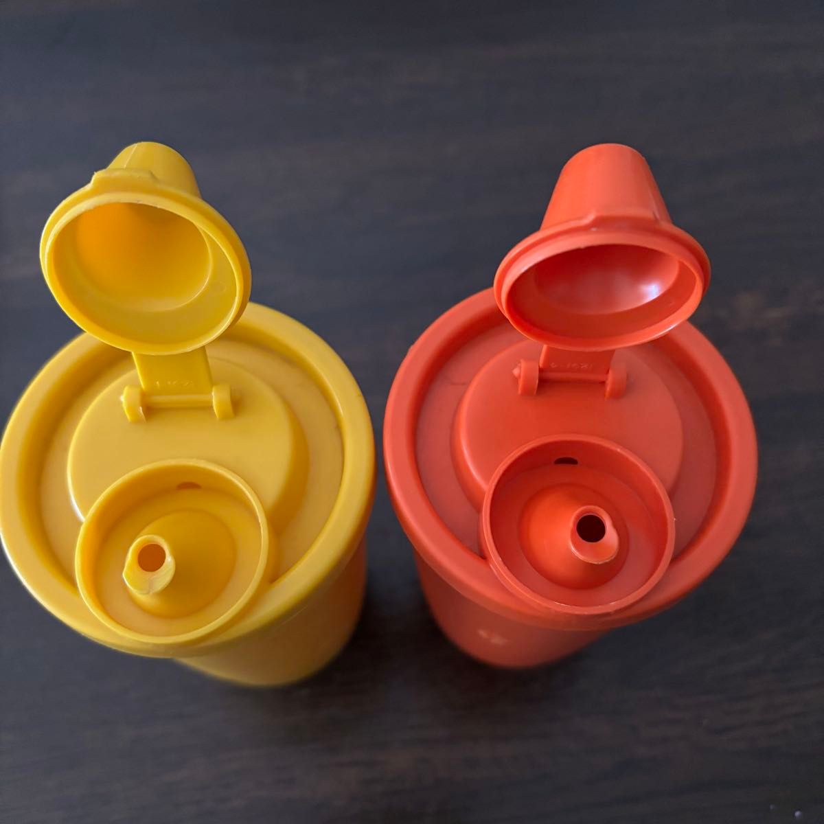 Tupperware 昭和レトロ タッパーウエア調味料 醤油差し (ジャンク品