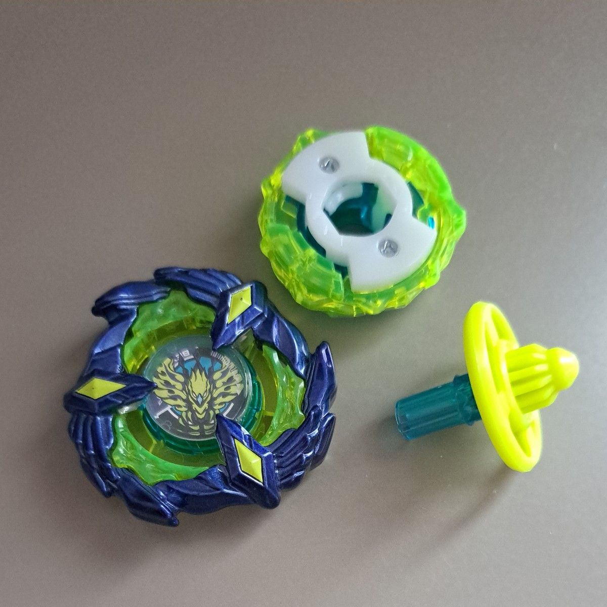 ベイブレードX【未使用・美品】フェニックスウイング9-80DB メタル