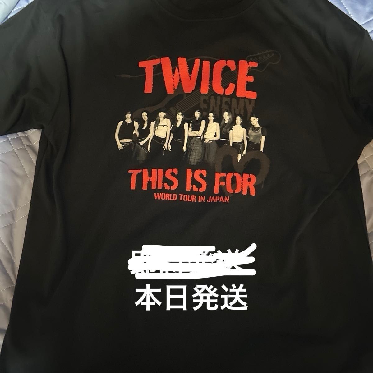 TWICE Tシャツ THIS IS FOR WORLD TOUR IN JAPAN ブラック ENEMY M