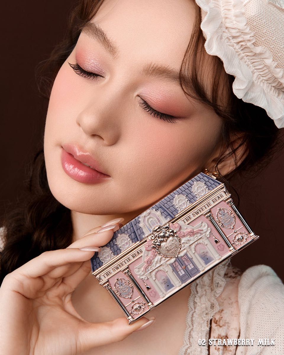 フラワーノーズ スウィーティーベアコレクション 6色アイシャドウ