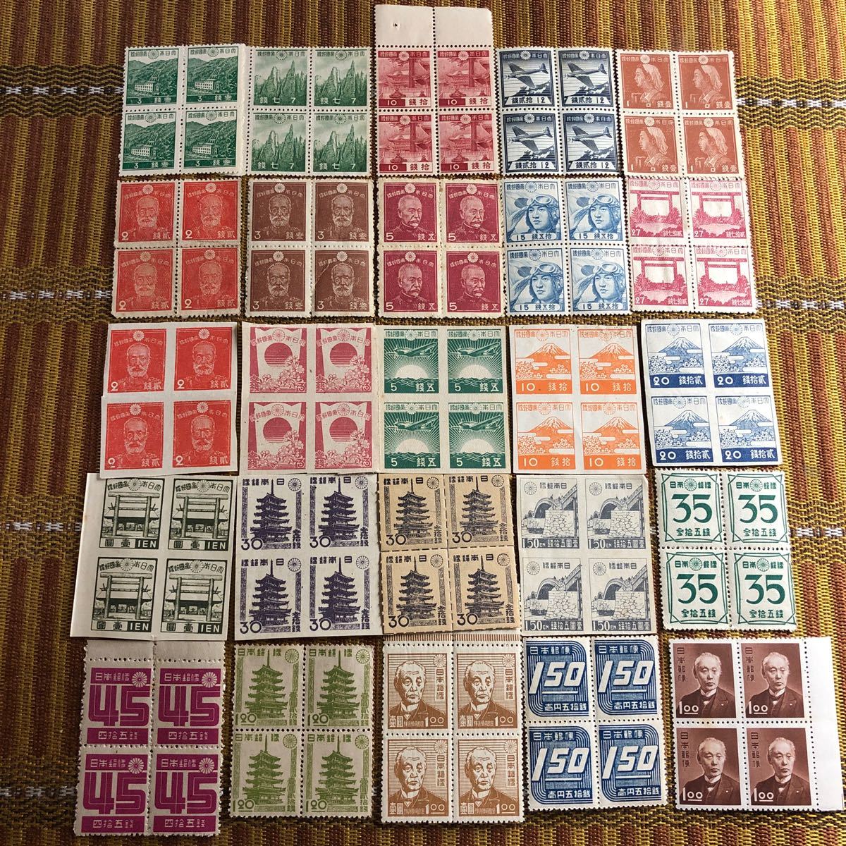 昭和12年〜26年発行銭単位の昭和切手 新昭和切手の銭単位切手25種×4枚