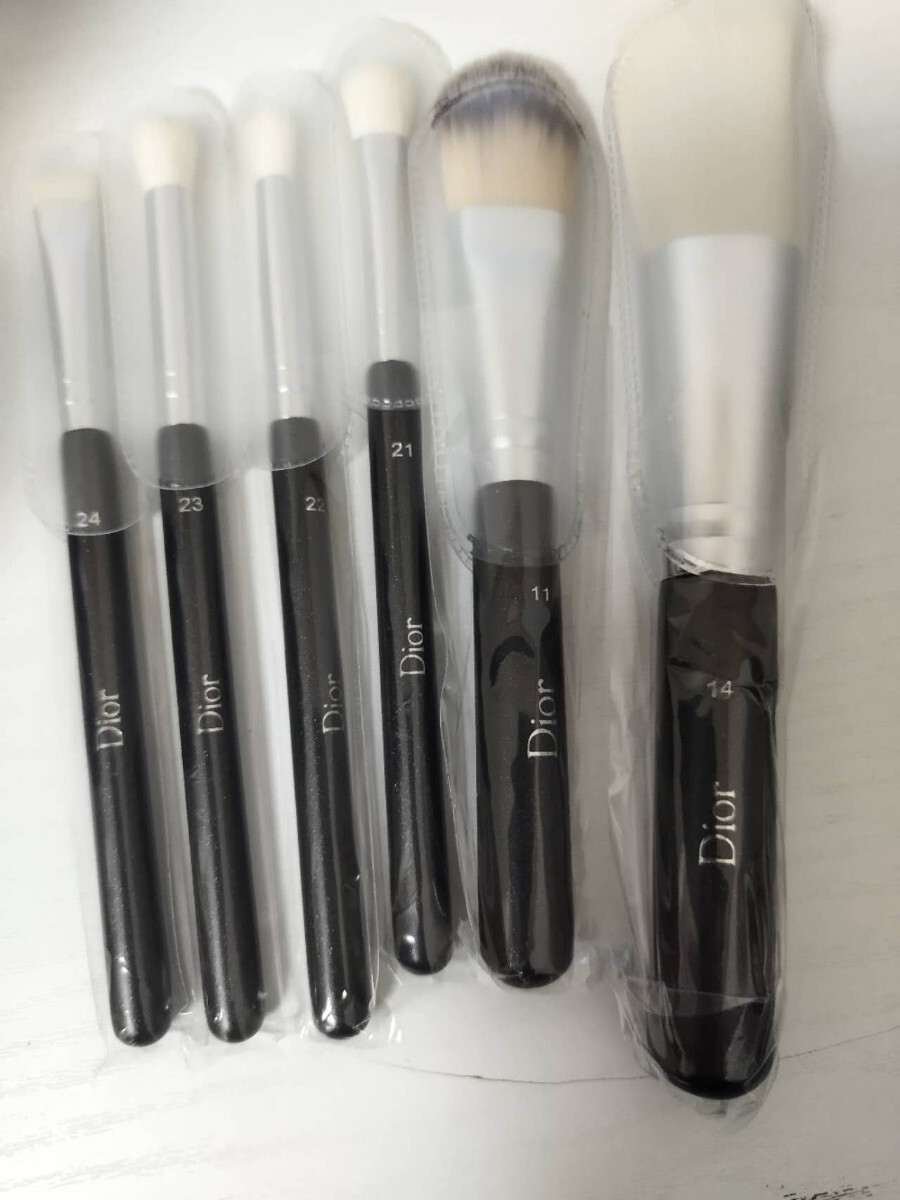 新品未使用】Dior ディオールメイクアップブラシ 6点セットギフト