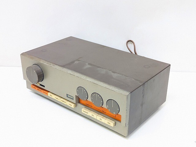 QUAD33通電OK＋303未確認ヴィンテージアンプジャンク扱い未確認