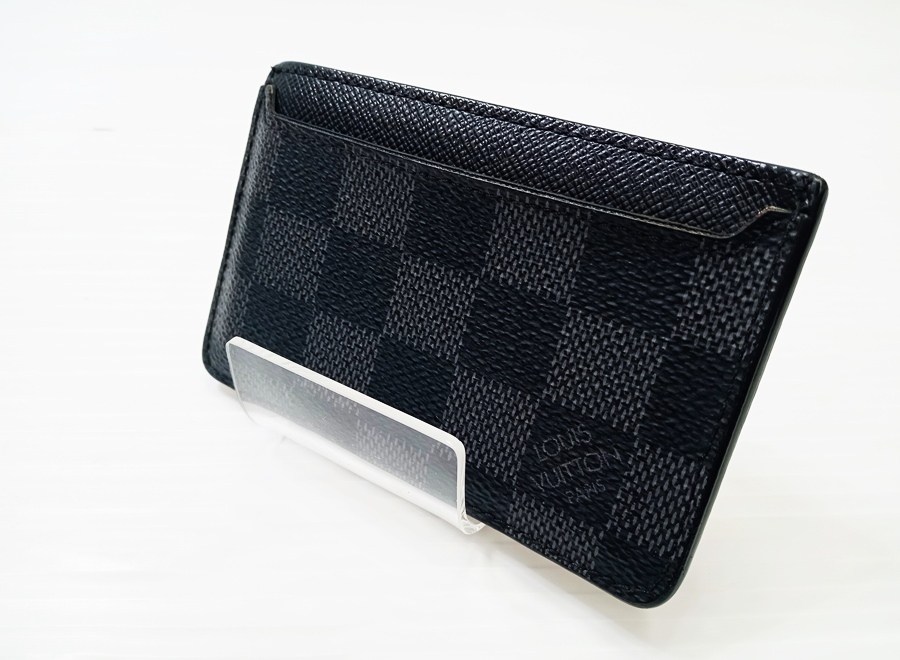 LOUIS VUITTON ルイヴィトングラフィットネオ・ポルトカルト LOUIS