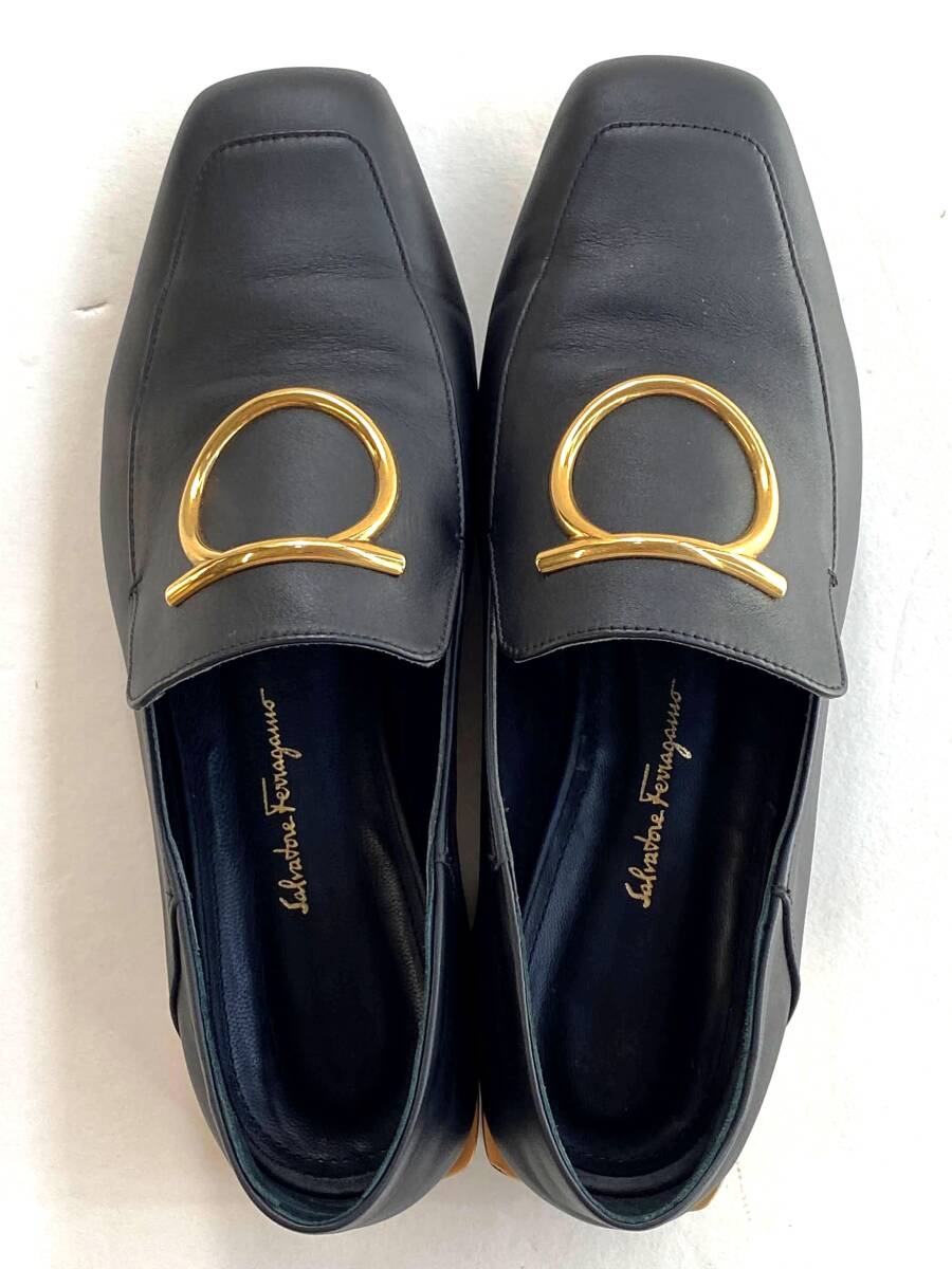 Salvatore Ferragamo ローファー ガンチーニ ブラック ゴールド 革靴