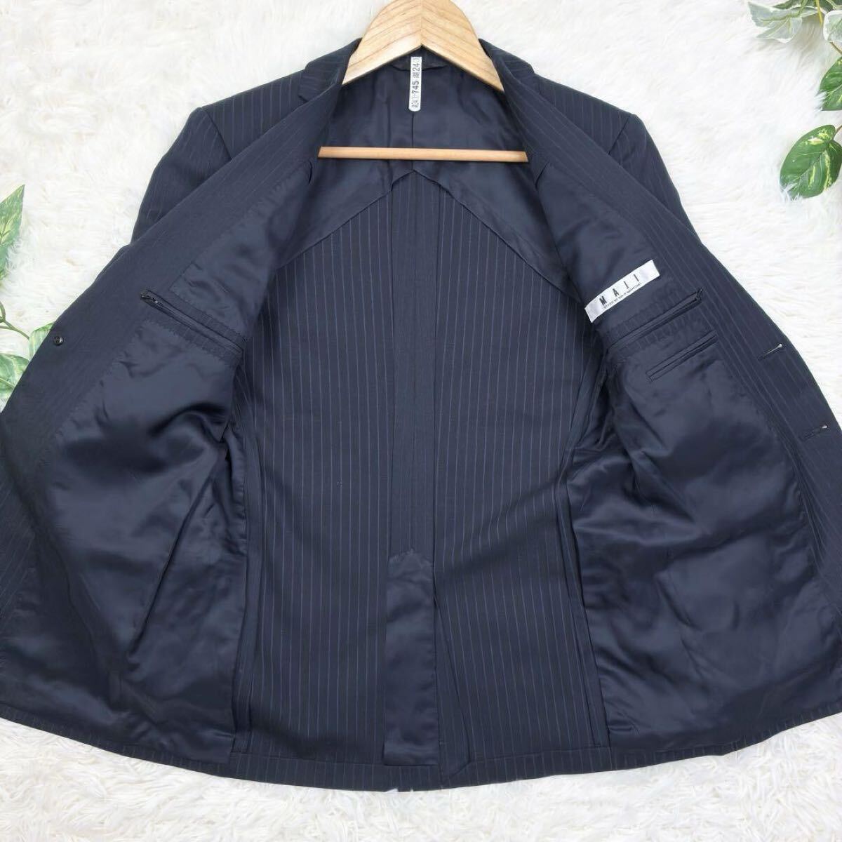 美品 MAJI マージ AOKI アオキ シルク混 3ピース ビジネススーツ