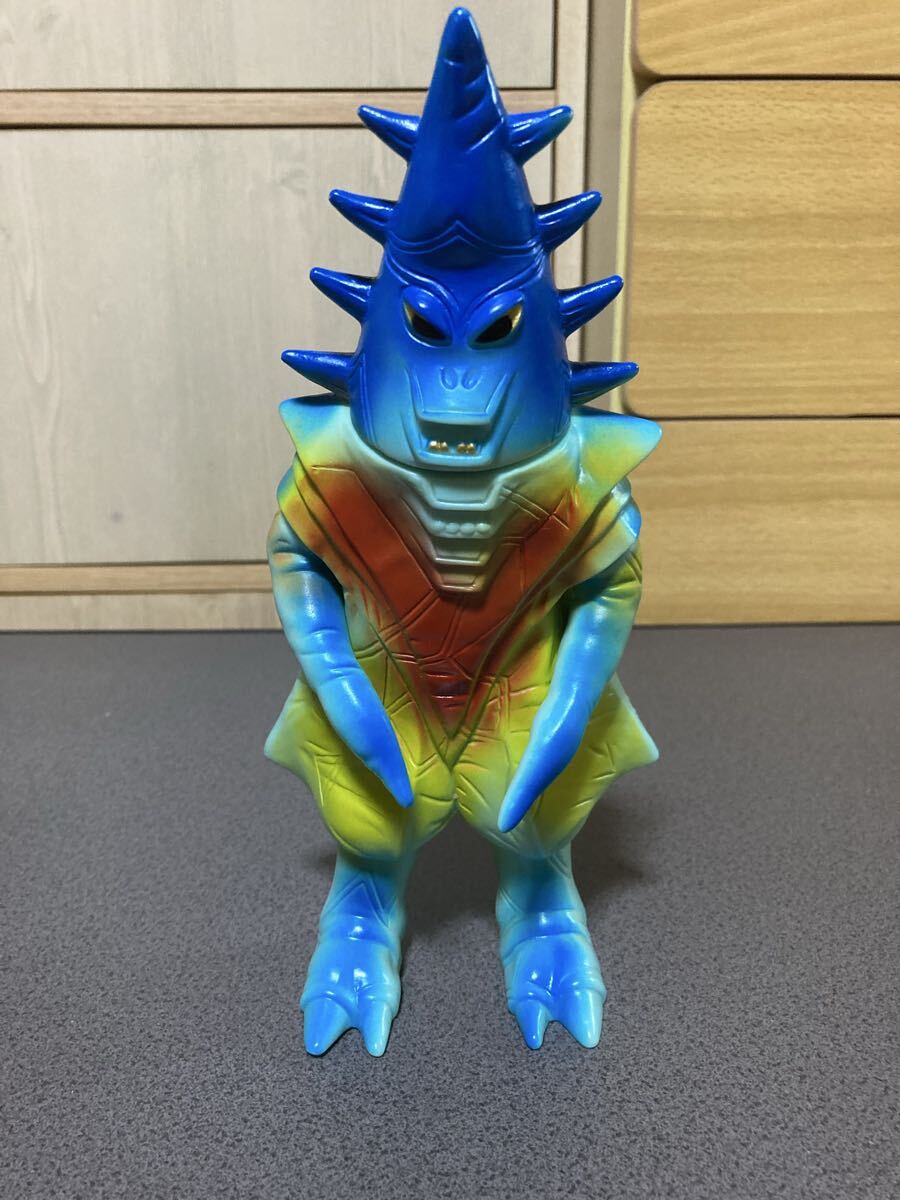 ギララの逆襲 洞爺泉サミット危機一発 前売券特典 赤ちゃんギララ M1号