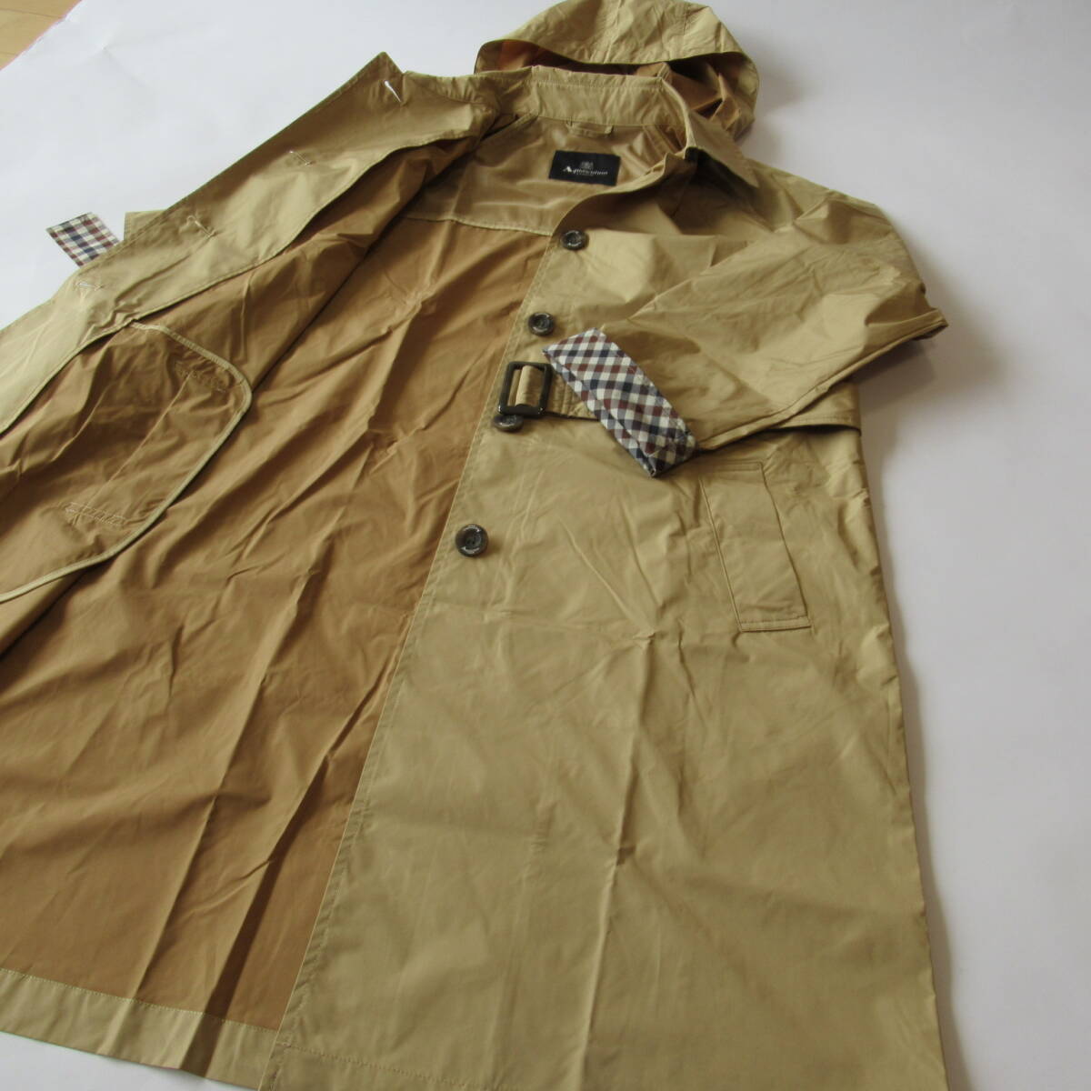 202509即決 アクアスキュータム未使用 レインコート ミニバッグ