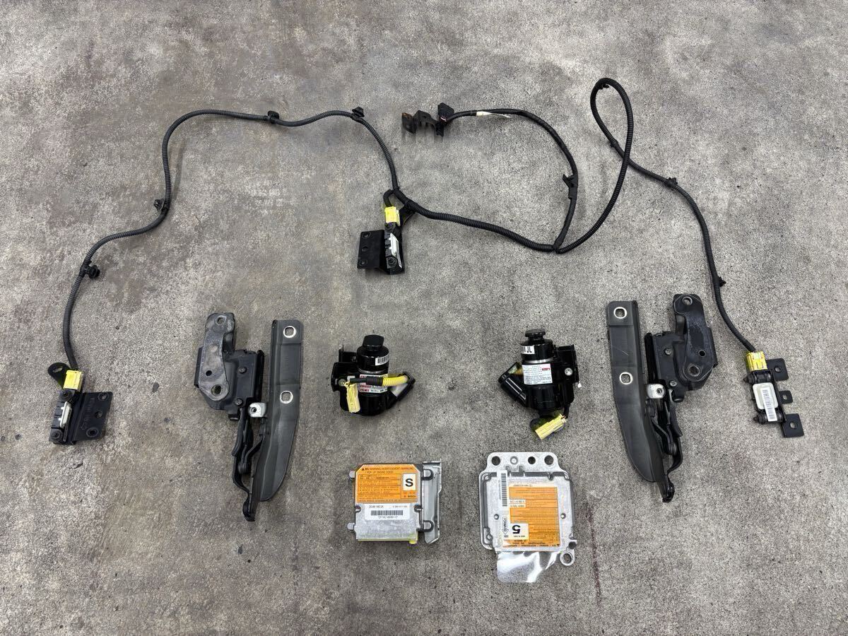 日産 フーガ HY51 ポップアップエンジンフードアクチュエーター