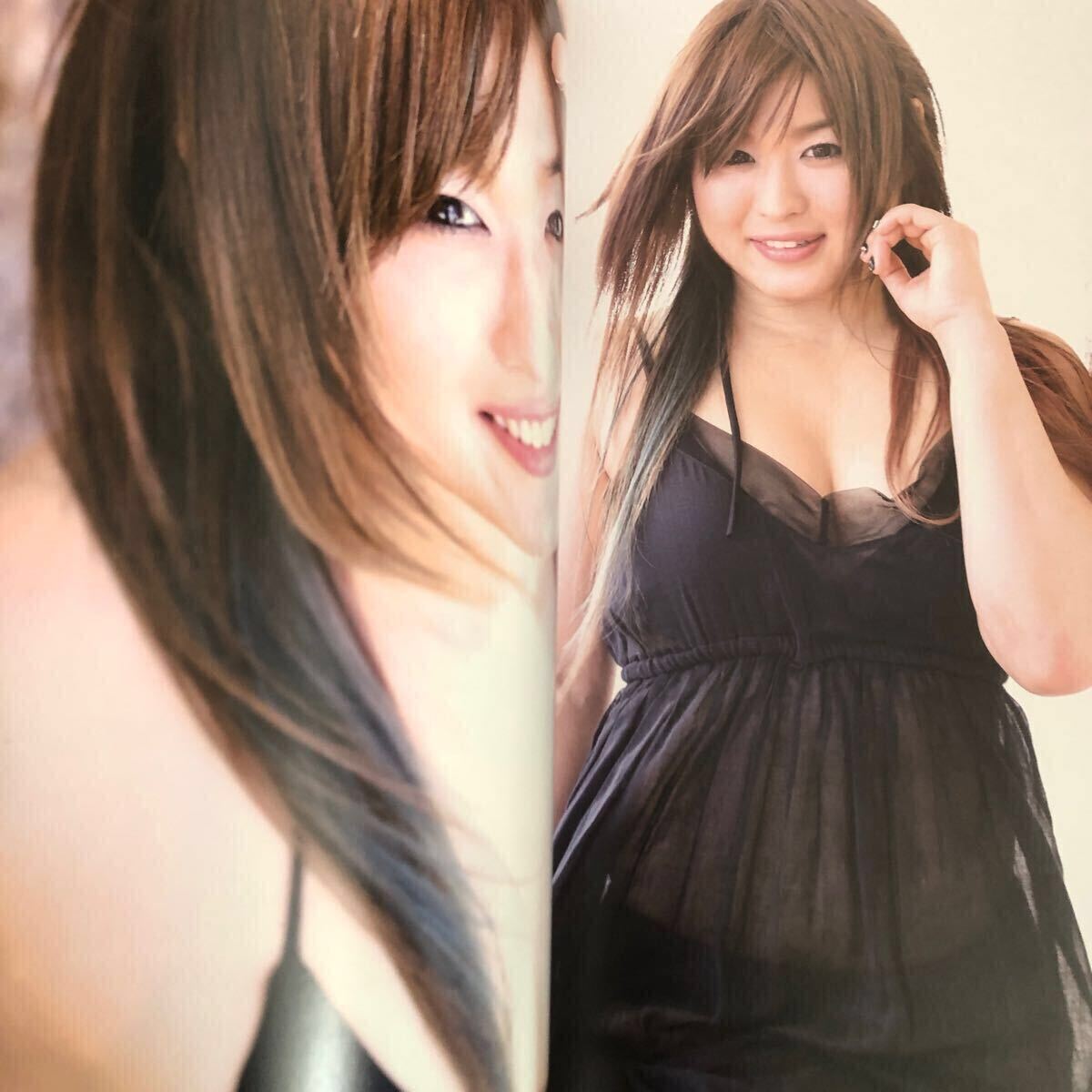 紫雷イオ直筆サイン入り写真集 WWEイオスカイスターダム女子プロレスあ