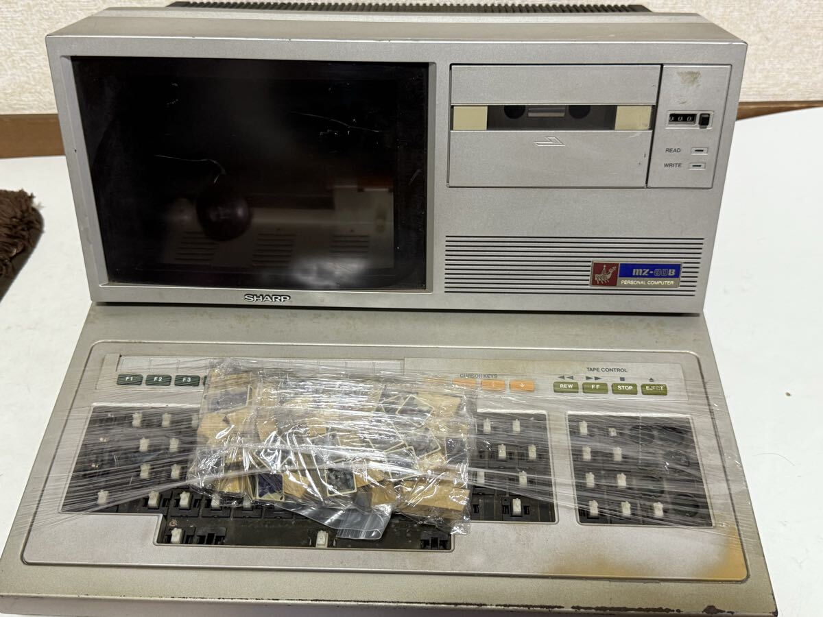 シャープGF-818J Wラジカセ ジャンク品 シャープ ラジカセ GF-818J