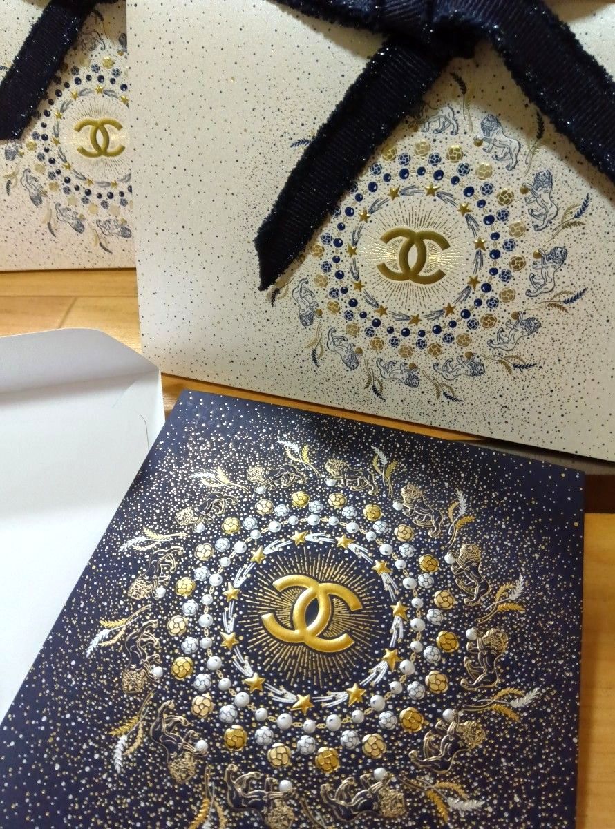 シャネル ギフトボックス 2025 ホリデー 限定ラッピング ミニサイズ