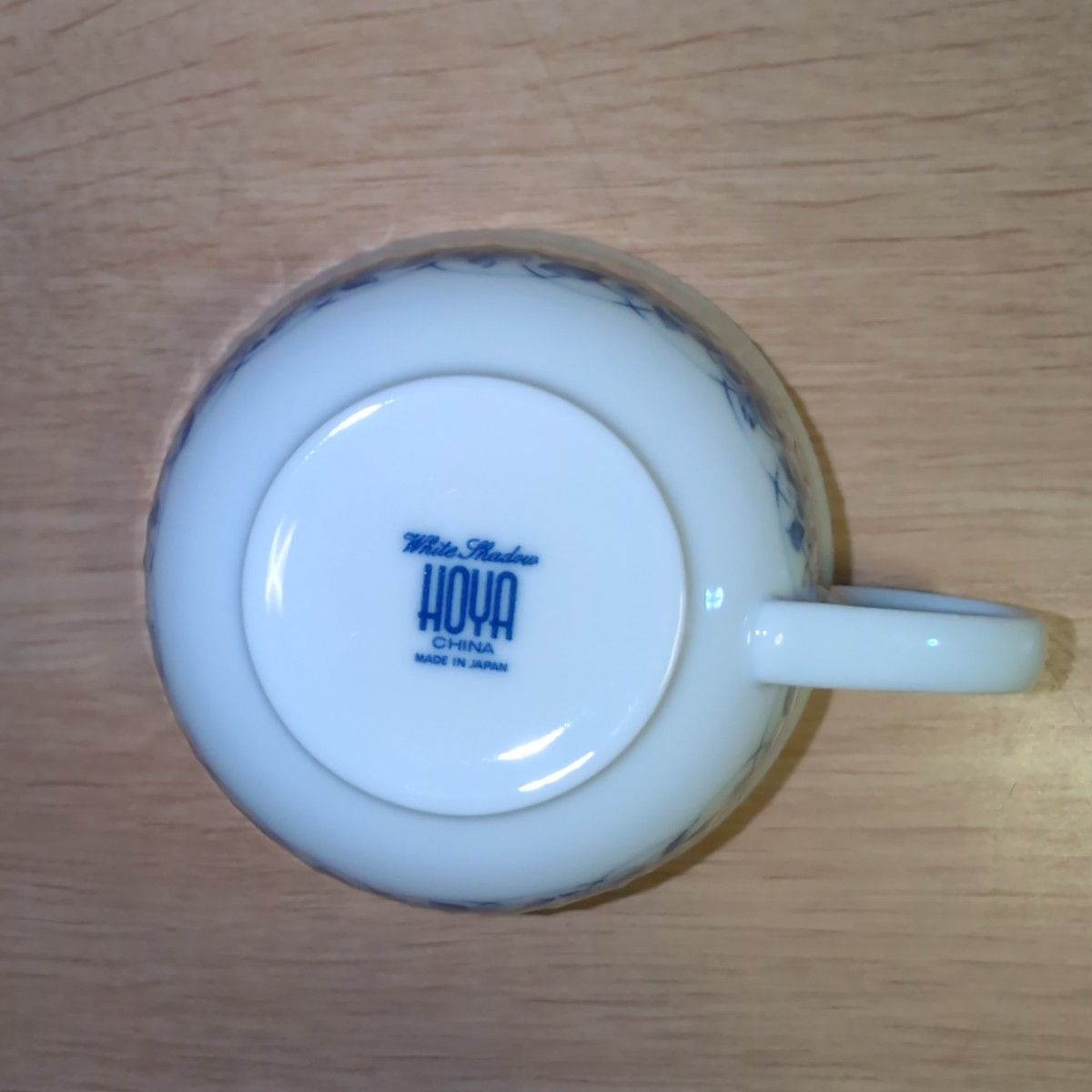 白と青の花模様 ティーカップ・ソーサー 3個セットHOYA CHINA【美品