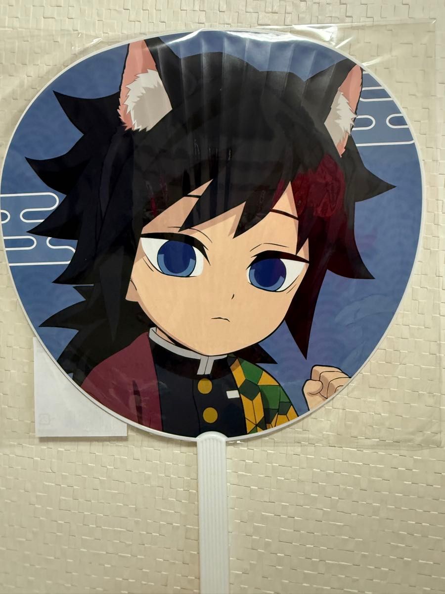 鬼滅の刃 冨岡義勇 ねこ型缶バッジ ナンジャタウン ナンジャタウン 缶