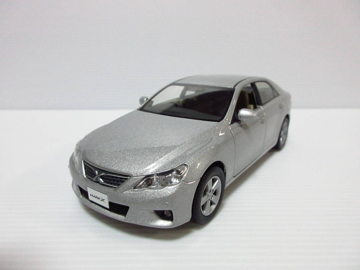Yahoo!オークション - 1/30 トヨタ マークX 130系 前期 シルバーメタリ
