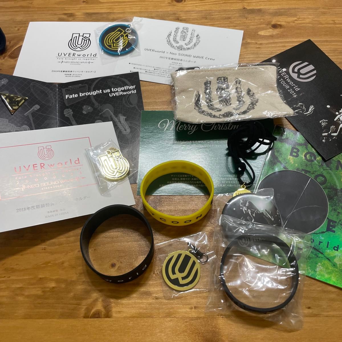 UVERworld FC特典 グッズ まとめ売り｜Yahoo!フリマ（旧PayPayフリマ）