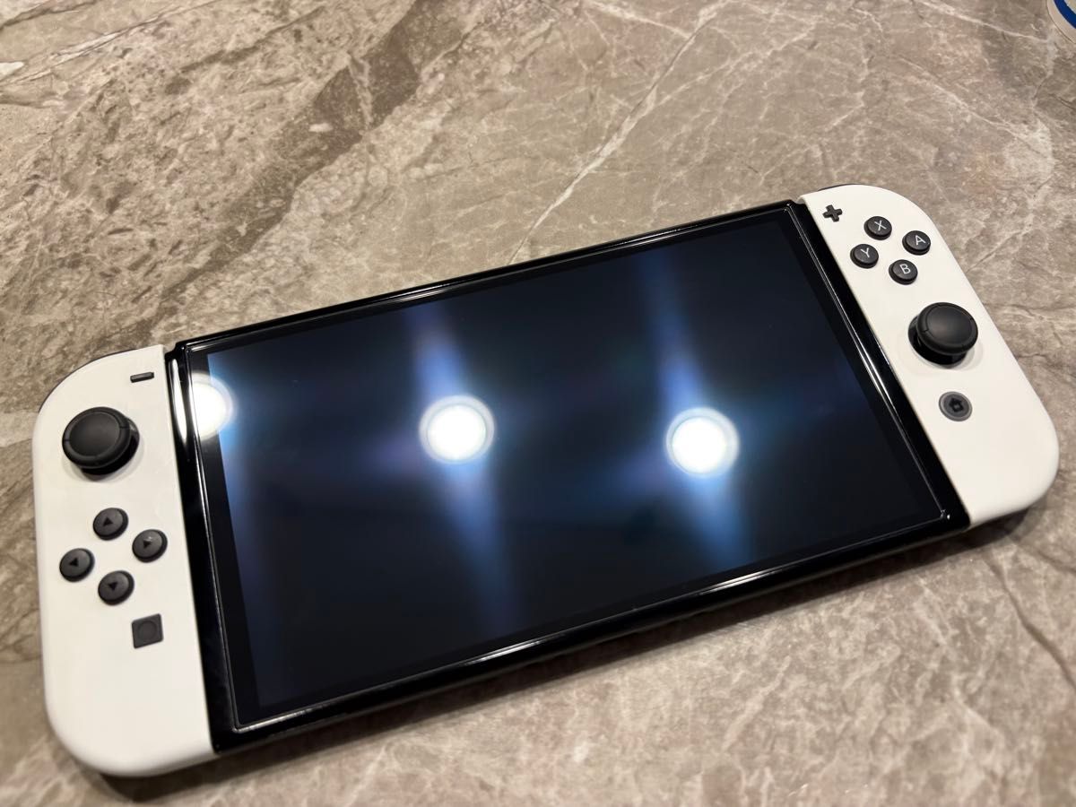 極美品 Nintendo Switch 有機ELモデル ケース卓上充電器つき｜Yahoo