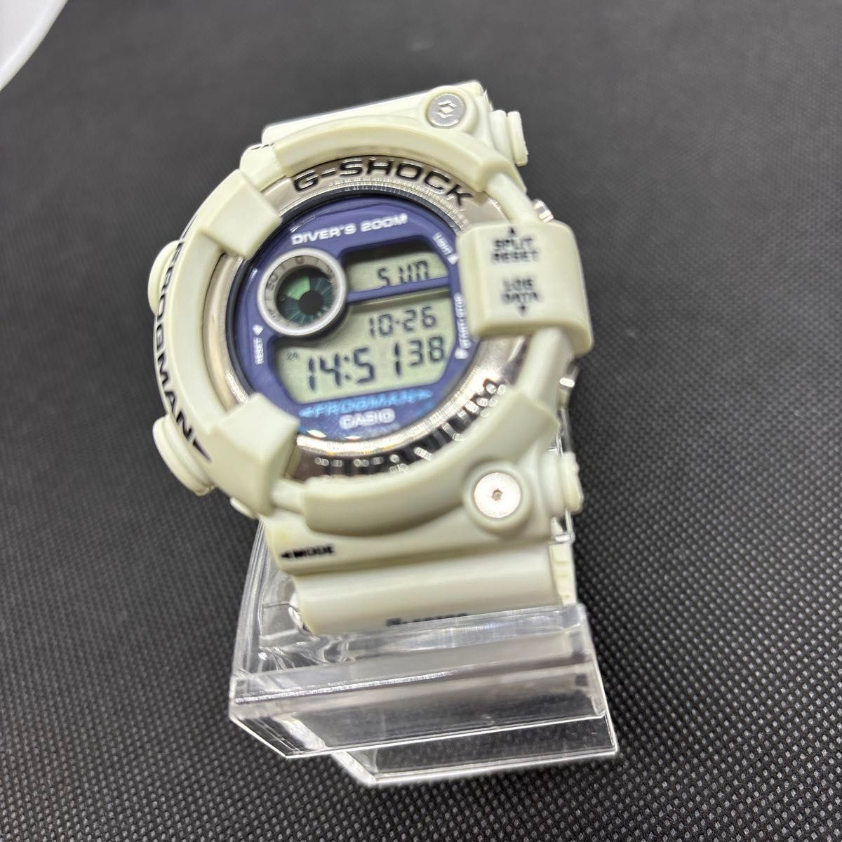 DW-8200LG-8JR G-SHOCK FROGMAN ホワイトグレー CASIO 腕時計 G
