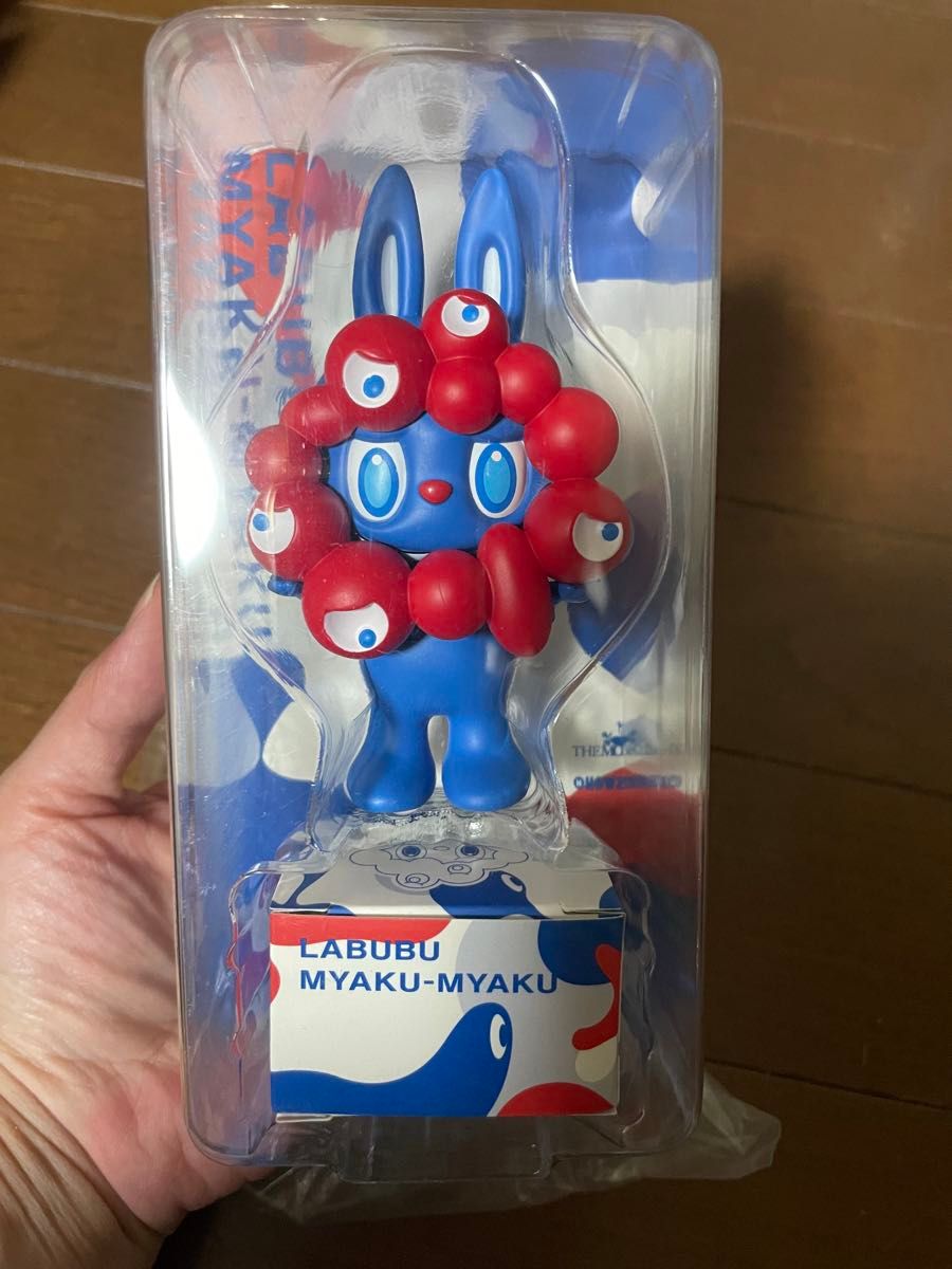 万博限定 ラブブ ミャクミャク コラボ ストラップ付きフィギュア
