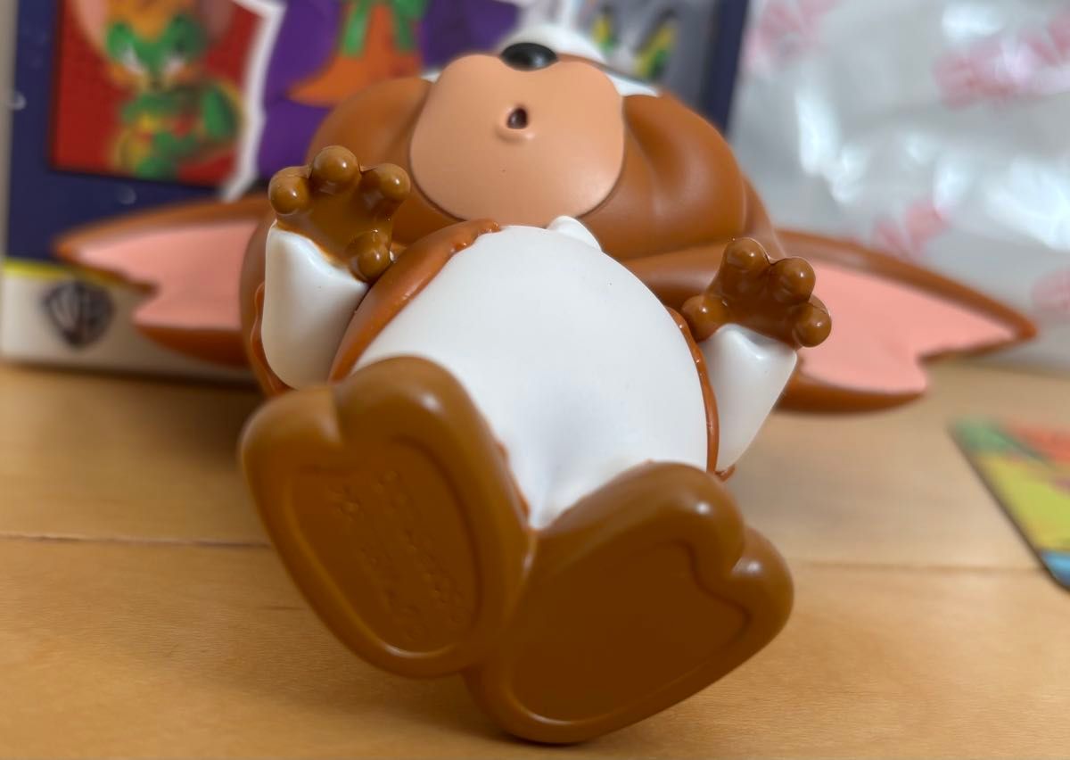 ワーナーブラザーズ 100周年 トムとジェリー フィギュア シークレット