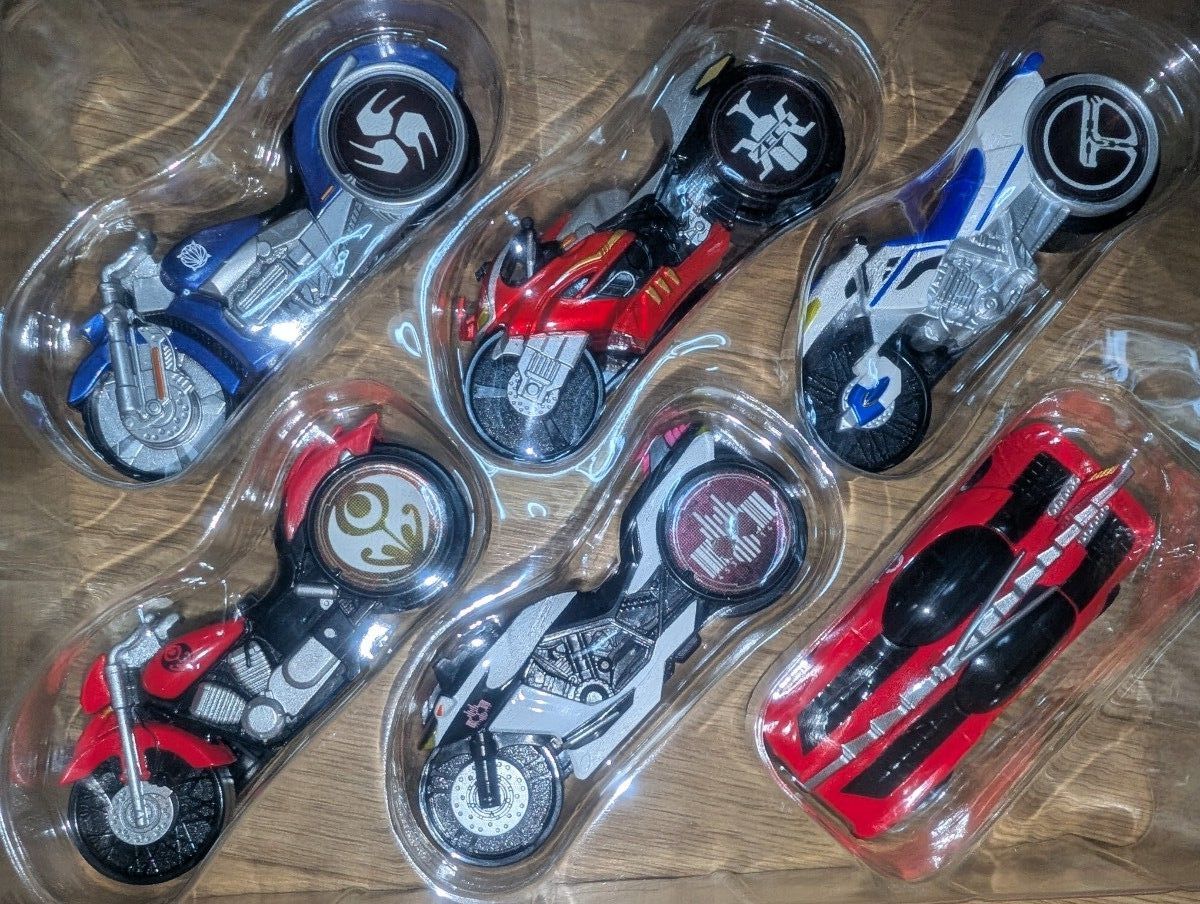 仮面ライダードライブ ガシャポンシフトカー シグナル レジェンド