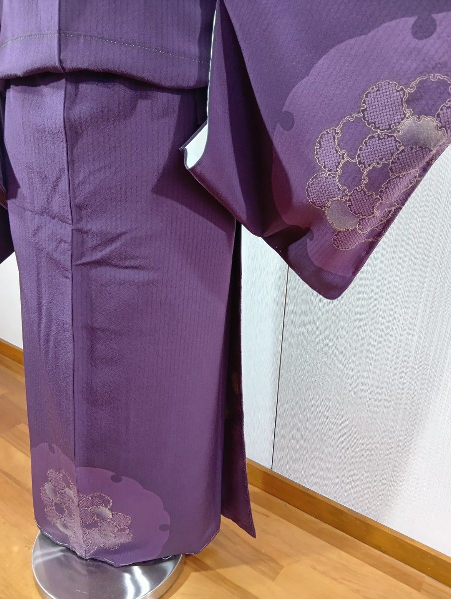 矢1620) 正絹 附け下げ 紫色 金彩や刺繍 しつけ付き｜Yahoo!フリマ（旧