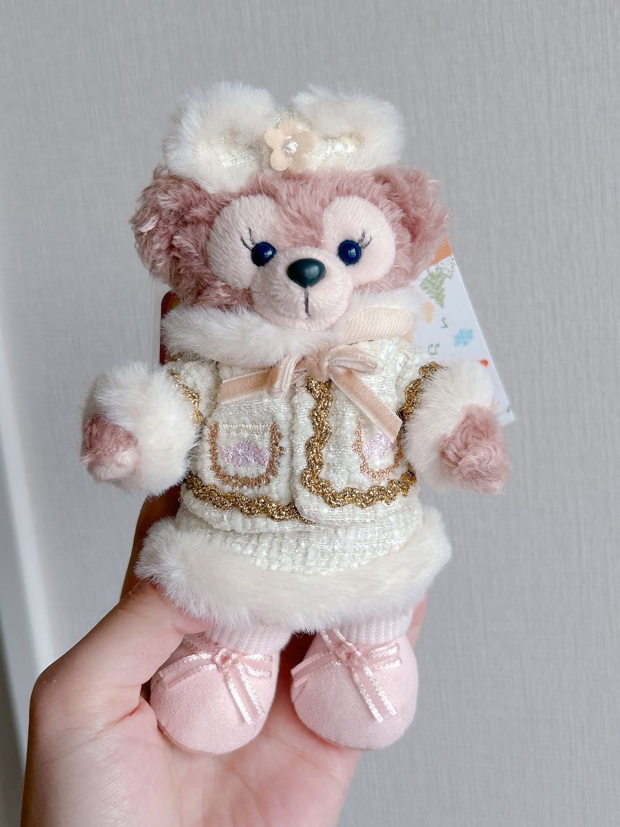 週末限定500円引き 上海ディズニー限定 シェリーメイぬいぐるみバッジ