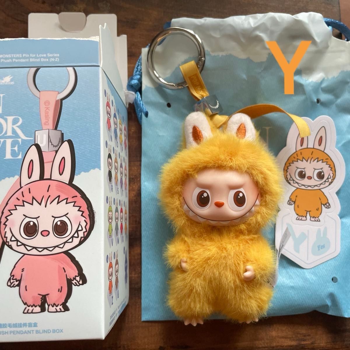 正規品】 PIN FOR LOVE イニシャル ラブブ Y POPMART ポップマート