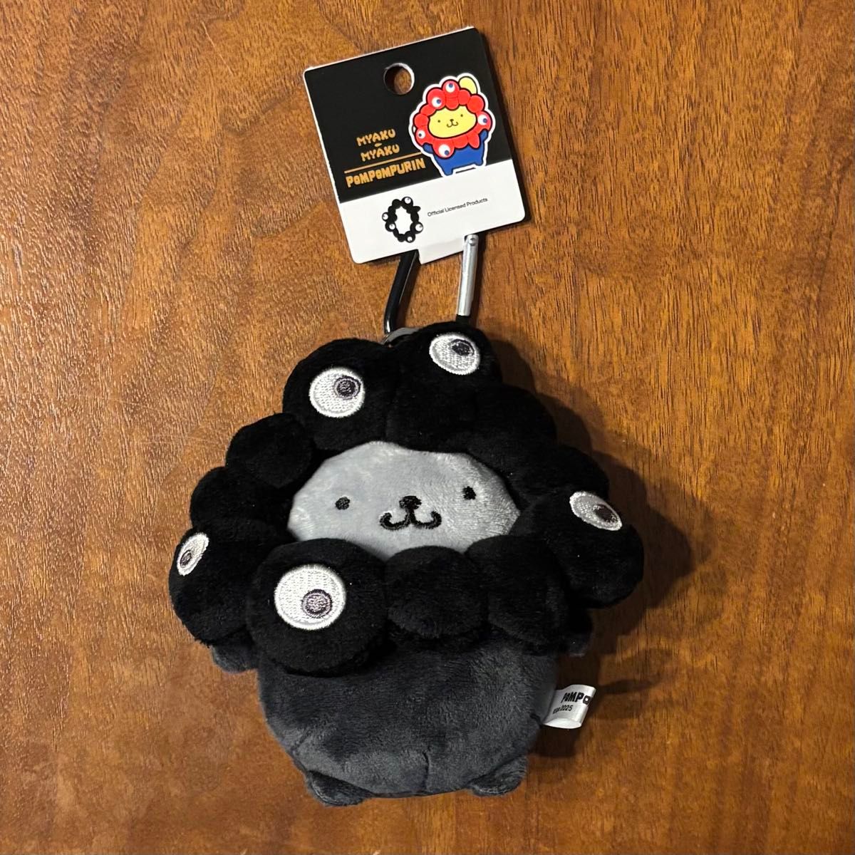 サンリオ ミャクミャク なりきりぬいぐるみ カラビナ 黒 ポムポム