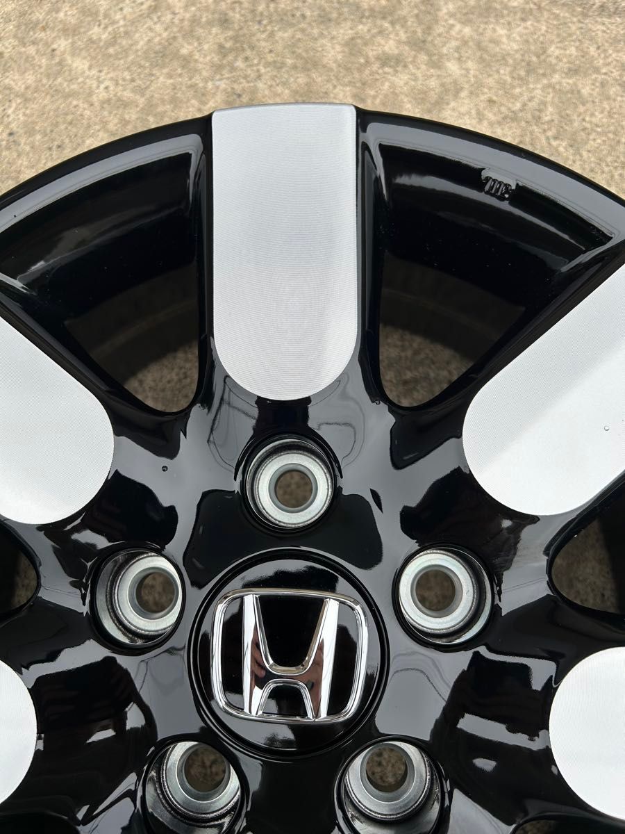 ホンダ 新型フリード AIR GT純正アルミホイール 15インチ 6J PCD114 3