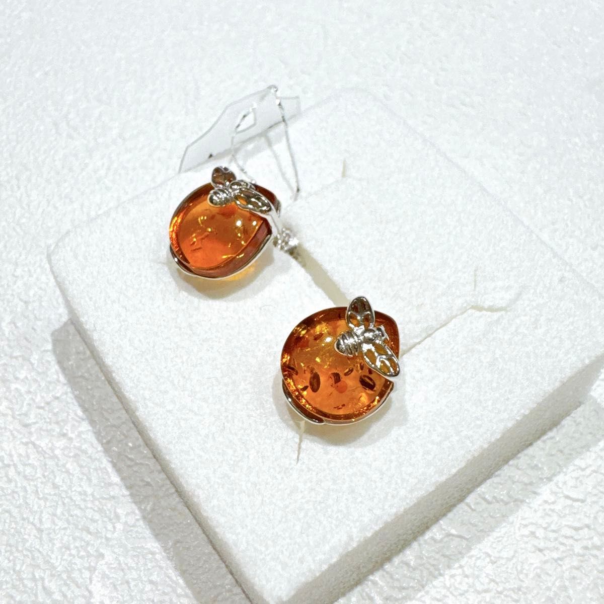 大人気】万博 ポーランド 琥珀 S&A シルバー925 蜂 ピアス アンバー 両