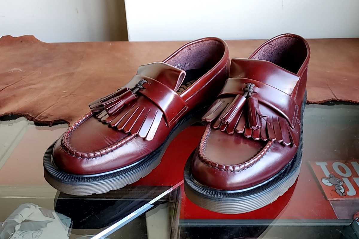 649 希少 ドクターマーチン Dr Martens×Loake キルトタッセル