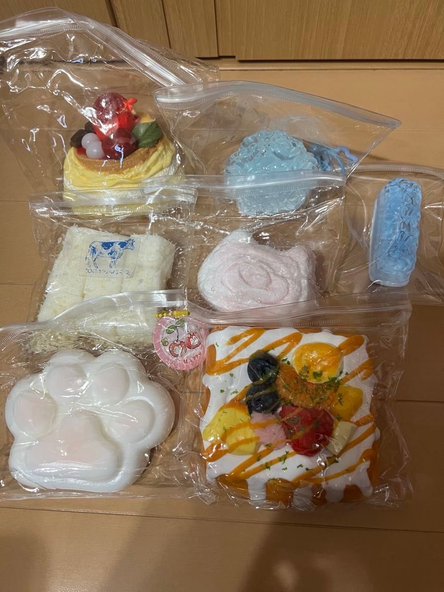 1 スクイーズ まとめ売り 7個セット kikiさん 水感 もちもち サクサク