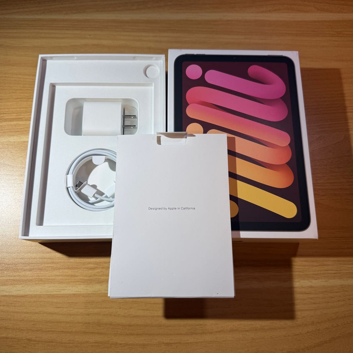 極美品】 iPad mini A17 Pro Wi-Fiモデル 128GB スターライト iPad