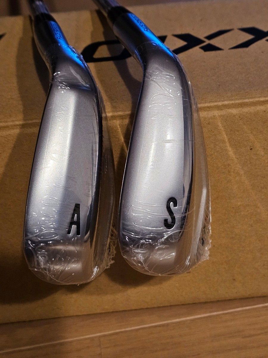 再値下げしました デッドストック 新品 SRIXON ZX4 A S ウエッジ2本