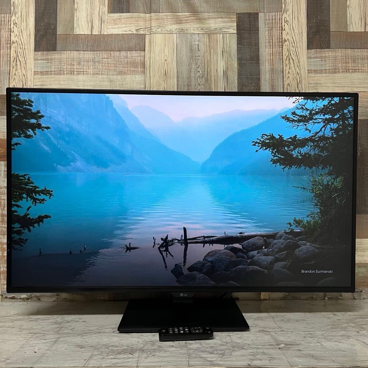 LG43V型4Kモニター4画面表示スピーカーブルーライト低減｜Yahoo!フリマ