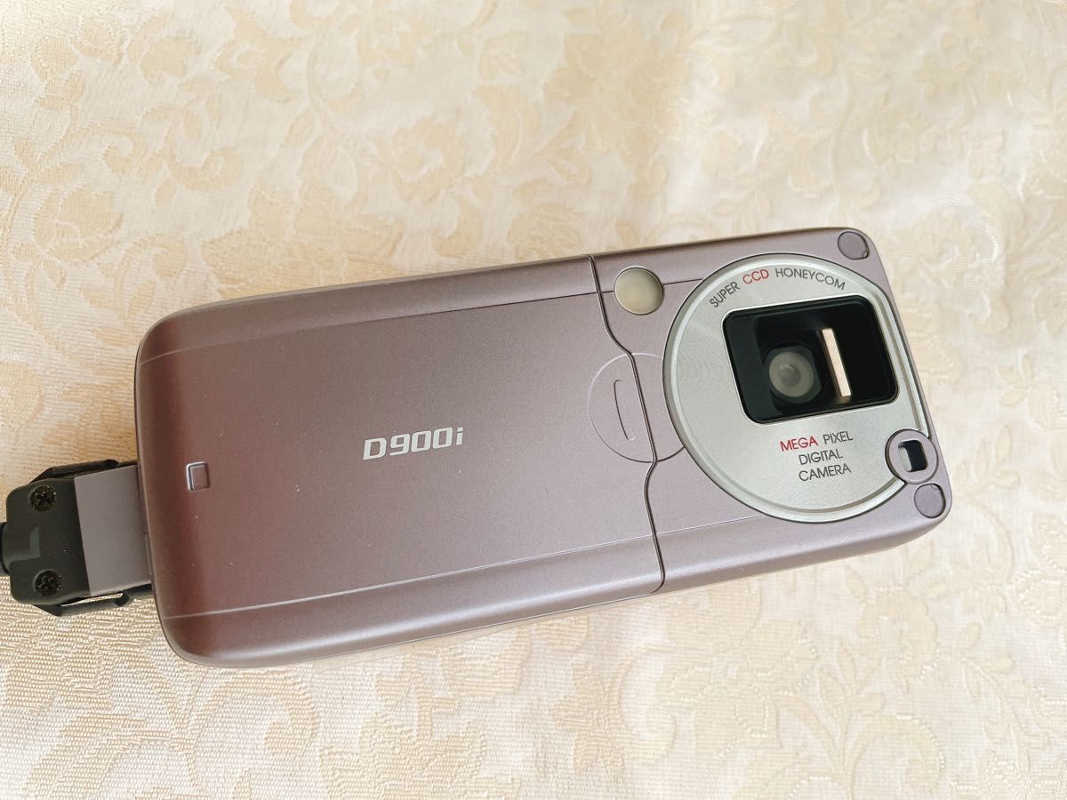 未使用 FOMA 三菱 ガラケー カメラ 携帯電話 D900i ピンク 2004年製