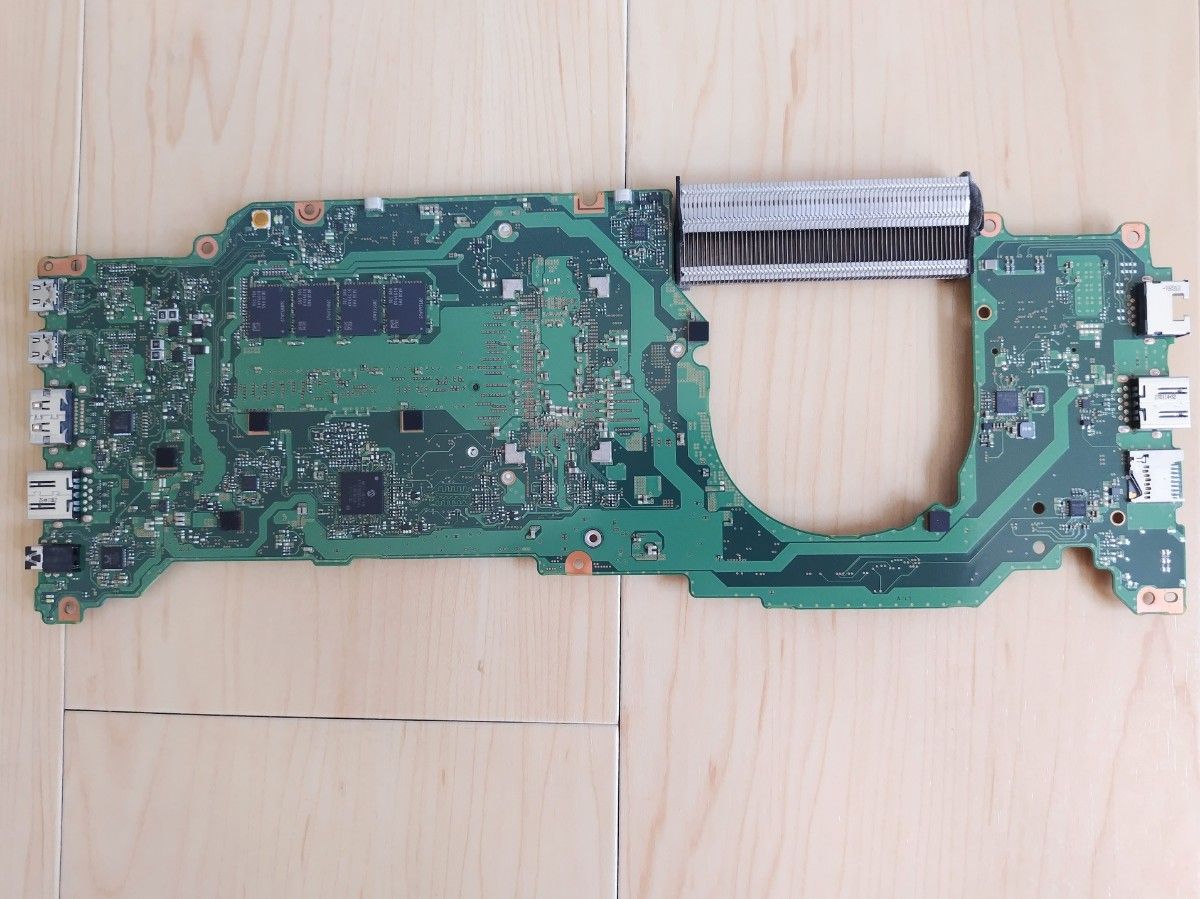 Dynabook G83/HS・HV・HU等用 マザーボード Core i5 1135G7 メモリ8GB