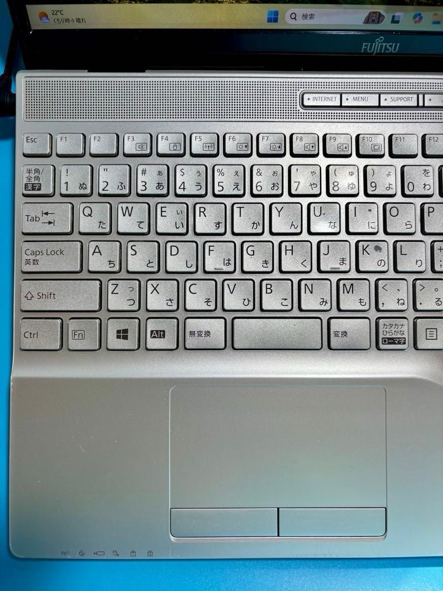 富士通 LIFEBOOK AH56/E2 i7 10510U M 2 SSD 2TB メモリ32GB Win11